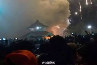 印坠机幸存者，在死亡与生命之间挣扎